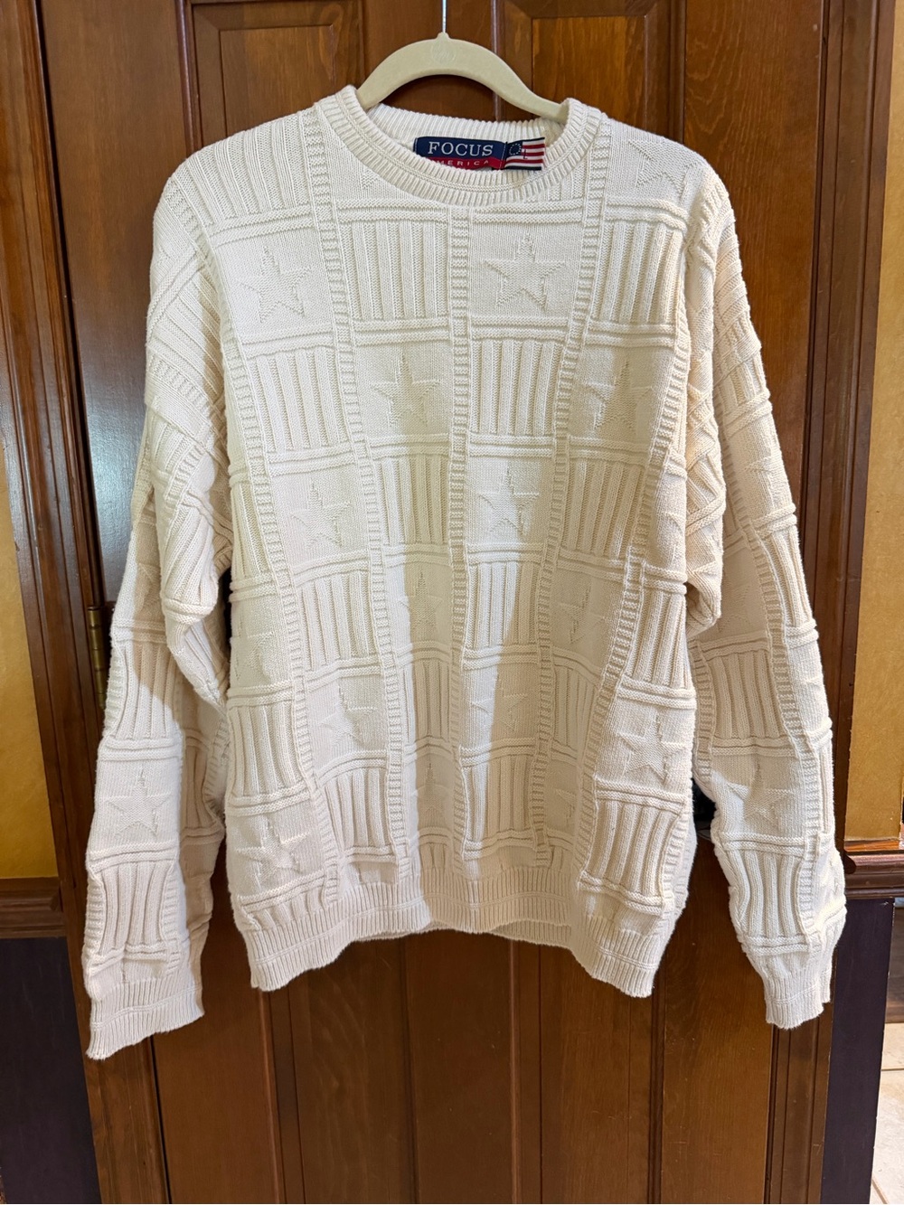 Vintage Focus America Sweater Large L Cream White Star Textured Made in USA